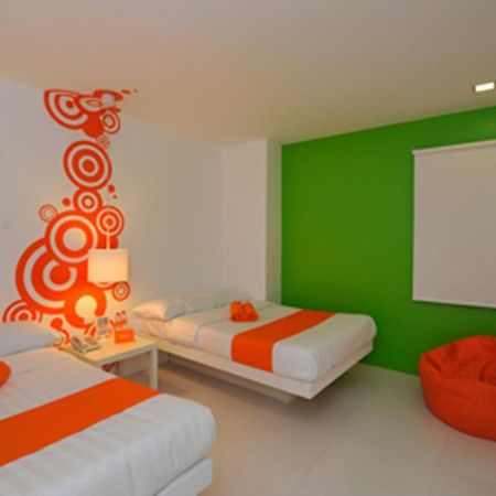 Islands Stay Hotels - Uptown Cebu Exterior photo