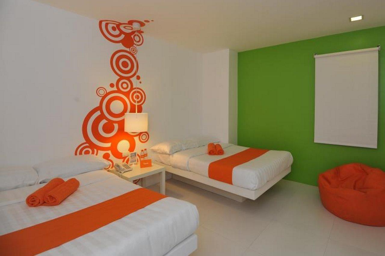 Islands Stay Hotels - Uptown Cebu Exterior photo