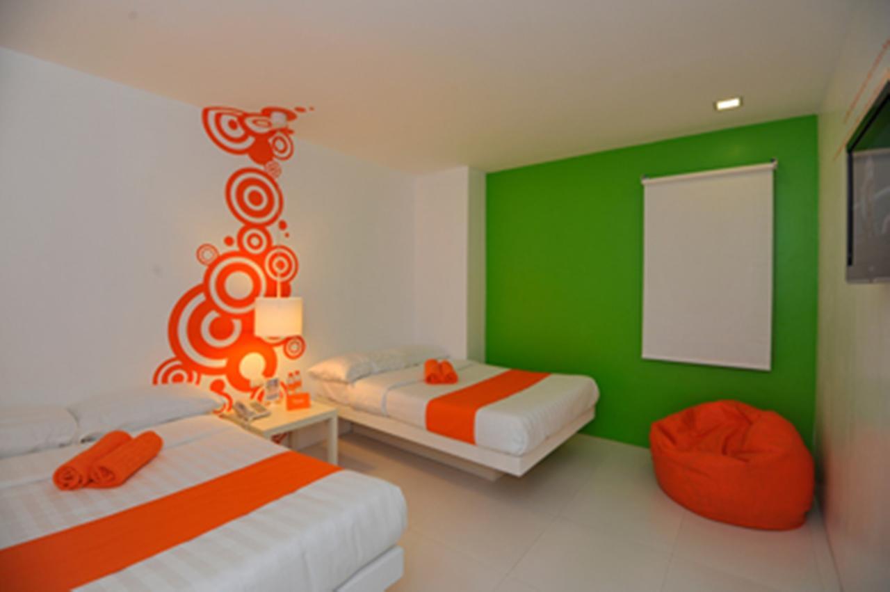 Islands Stay Hotels - Uptown Cebu Exterior photo